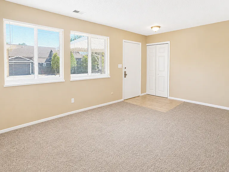 6205 E Ohio Ave #B — Photo 4
