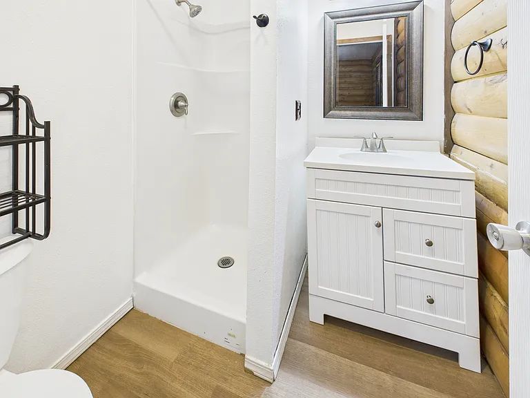 2587 Rachel Ct — Photo 16