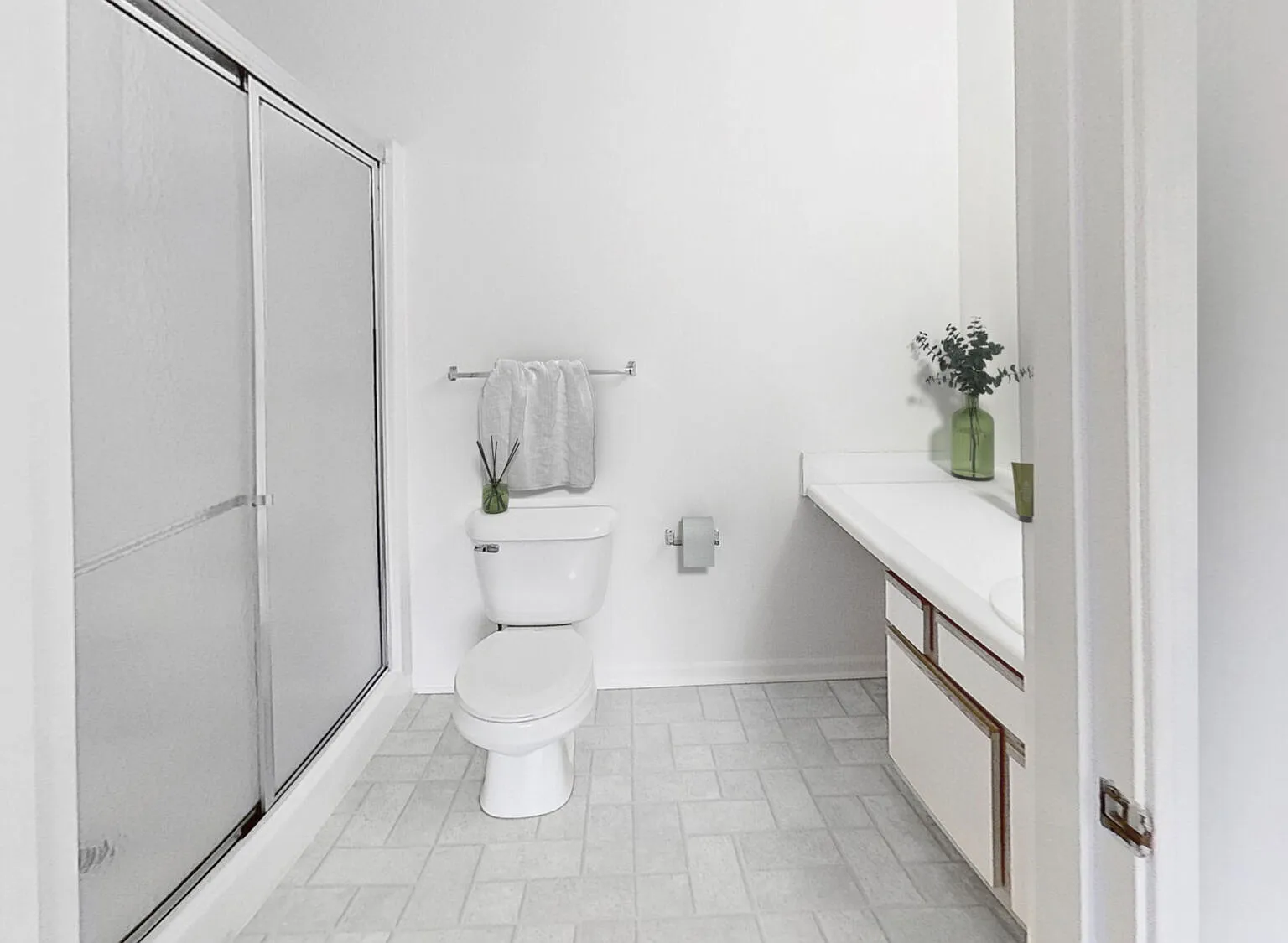 Gallery Place Apartments — Photo 4