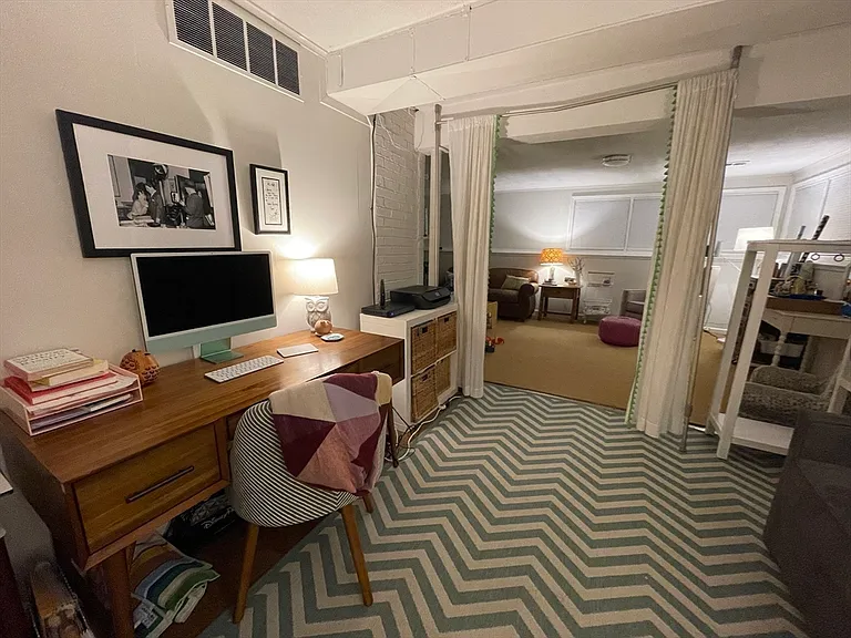 178 Beethoven Ave #- — Photo 17