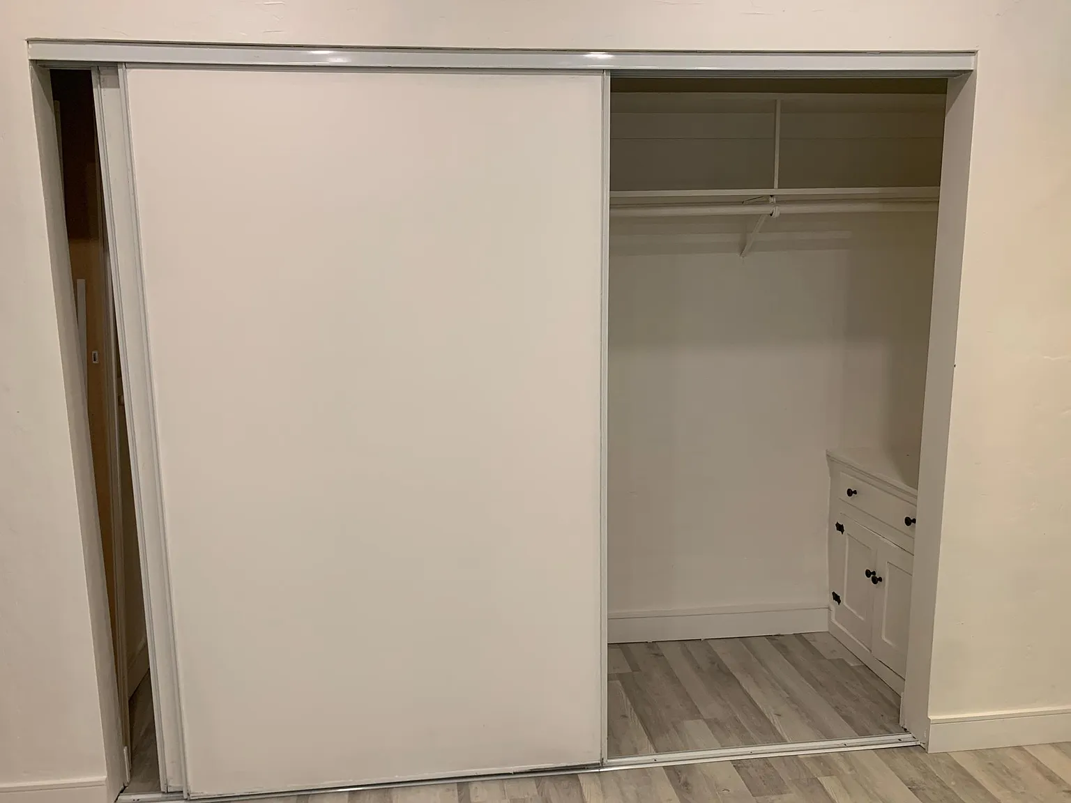 1 bed, 550 sqft, $1,750 — Photo 3
