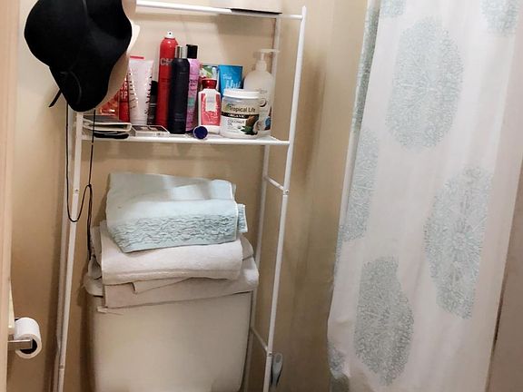 5th image of 322 S Buchanan St APT C
