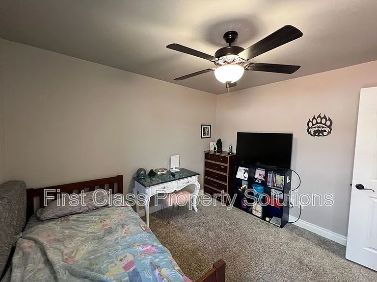 3116 Drake Crest Dr — Photo 15