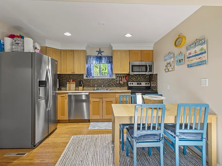 21 Duvall Dr — Photo 16