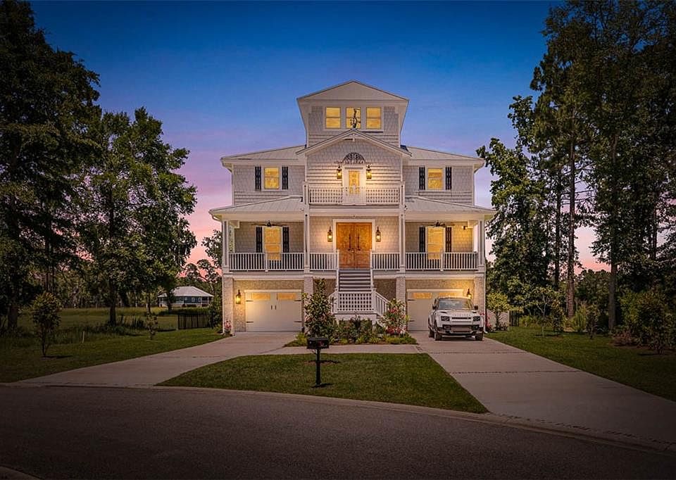 1st image of 57 Eagle Crest Dr