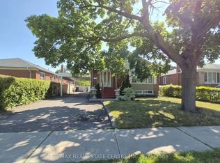 71 Gunton Dr, Toronto, ON M9W3H3