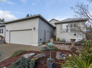 9521 SW Lakeside Dr, Tigard, OR