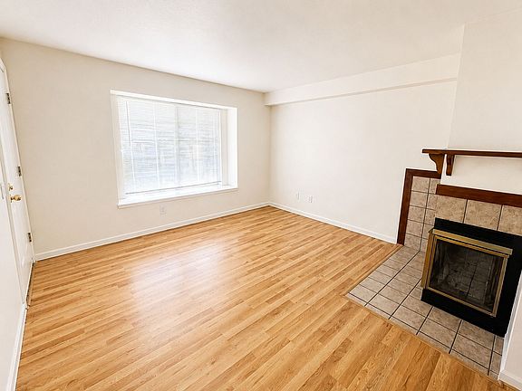 4th image of 1885 S Quebec Way APT B15