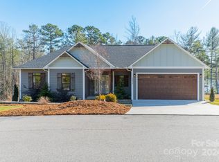 2041 W Bluewater Dr, Morganton, NC 28655