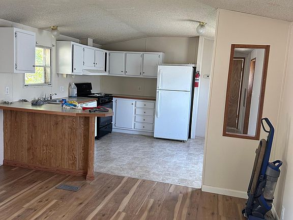 3rd image of 4219 W Heatherwood Ln