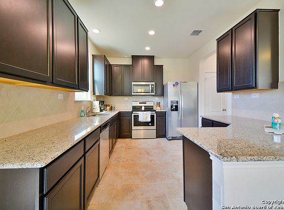 3rd image of 8435 Cordova Point