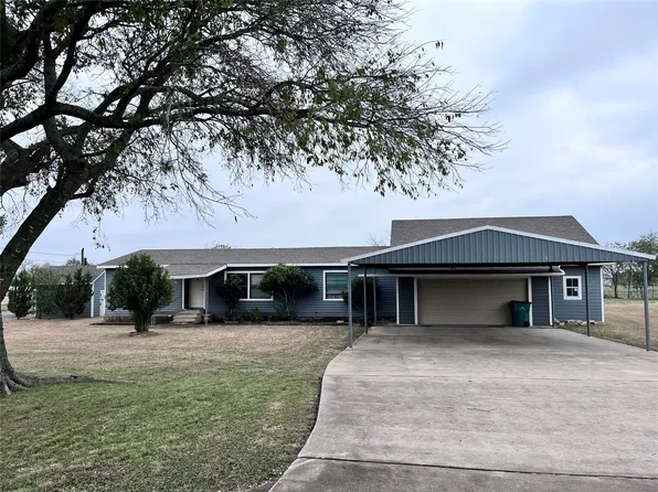 511 E 7th St, Mc Gregor, TX 76657