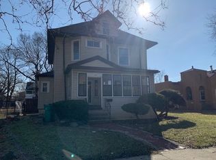 318 Richards St, Joliet, IL 60433