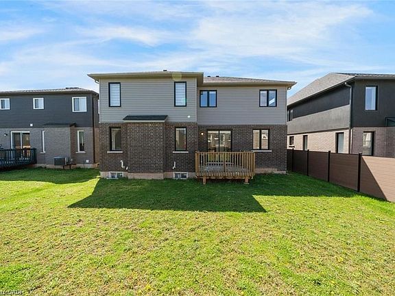 3rd image of 8077 Brookside Dr