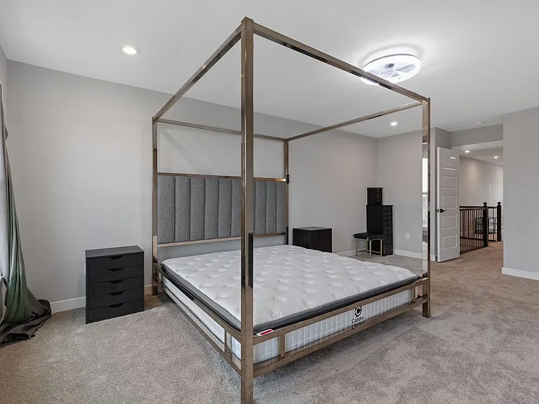 6032 Windsor Dr — Photo 10