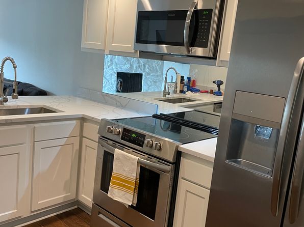 3655 Old Shell Rd APT 203