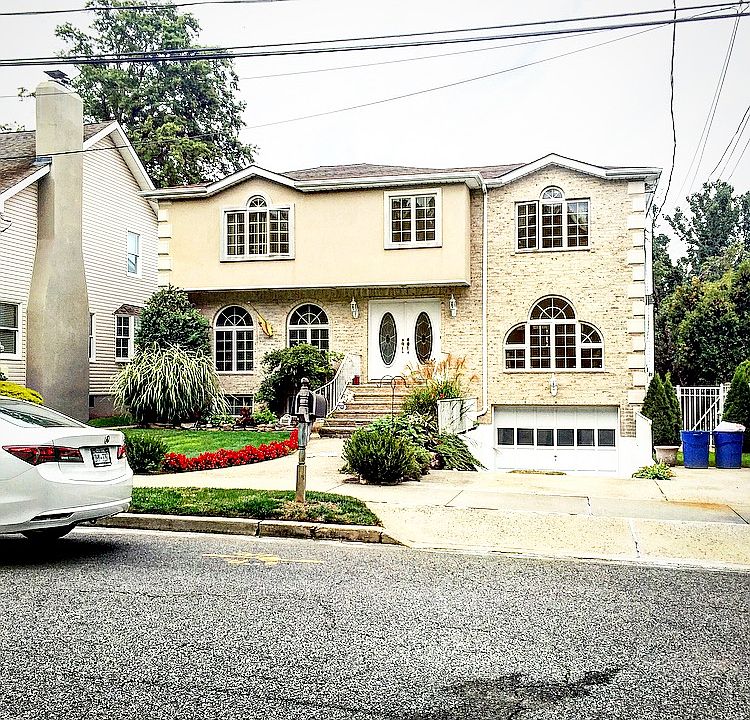 1st image of 81 Massachusetts St S