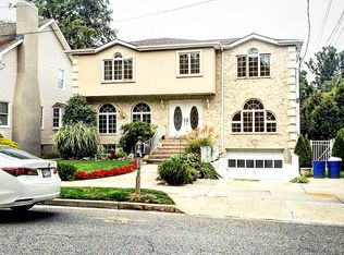 81 Massachusetts St S, Staten Island, NY 10307