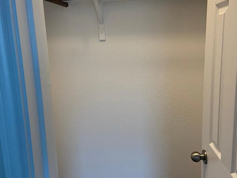 1602 Denesa Dr — Photo 17