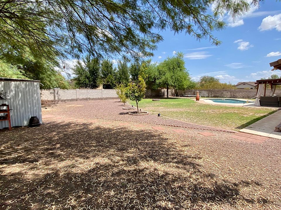2nd image of 840 W TOLTEC Drive
