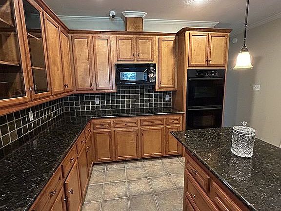 Granite countertops 