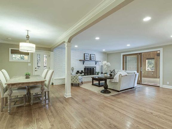 4th image of 1074 Scenic Dr