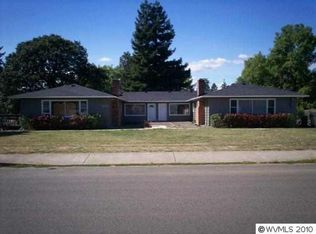 212 N 13th St APT 4, Philomath, OR 97370