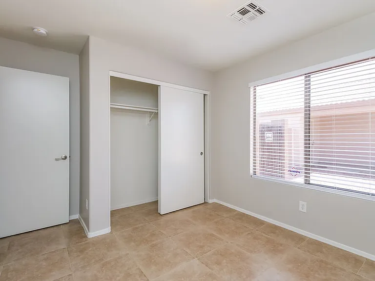 7537 W Georgia Ave — Photo 12