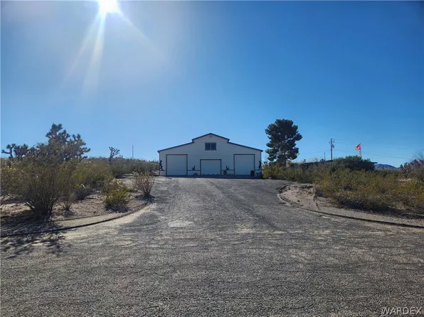 340 W Haystack Dr, Meadview, AZ 86444