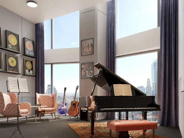 11 Hoyt Street image 17 of 21