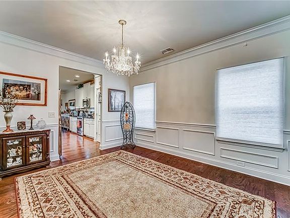 4th image of 36 Twelve Oaks Dr