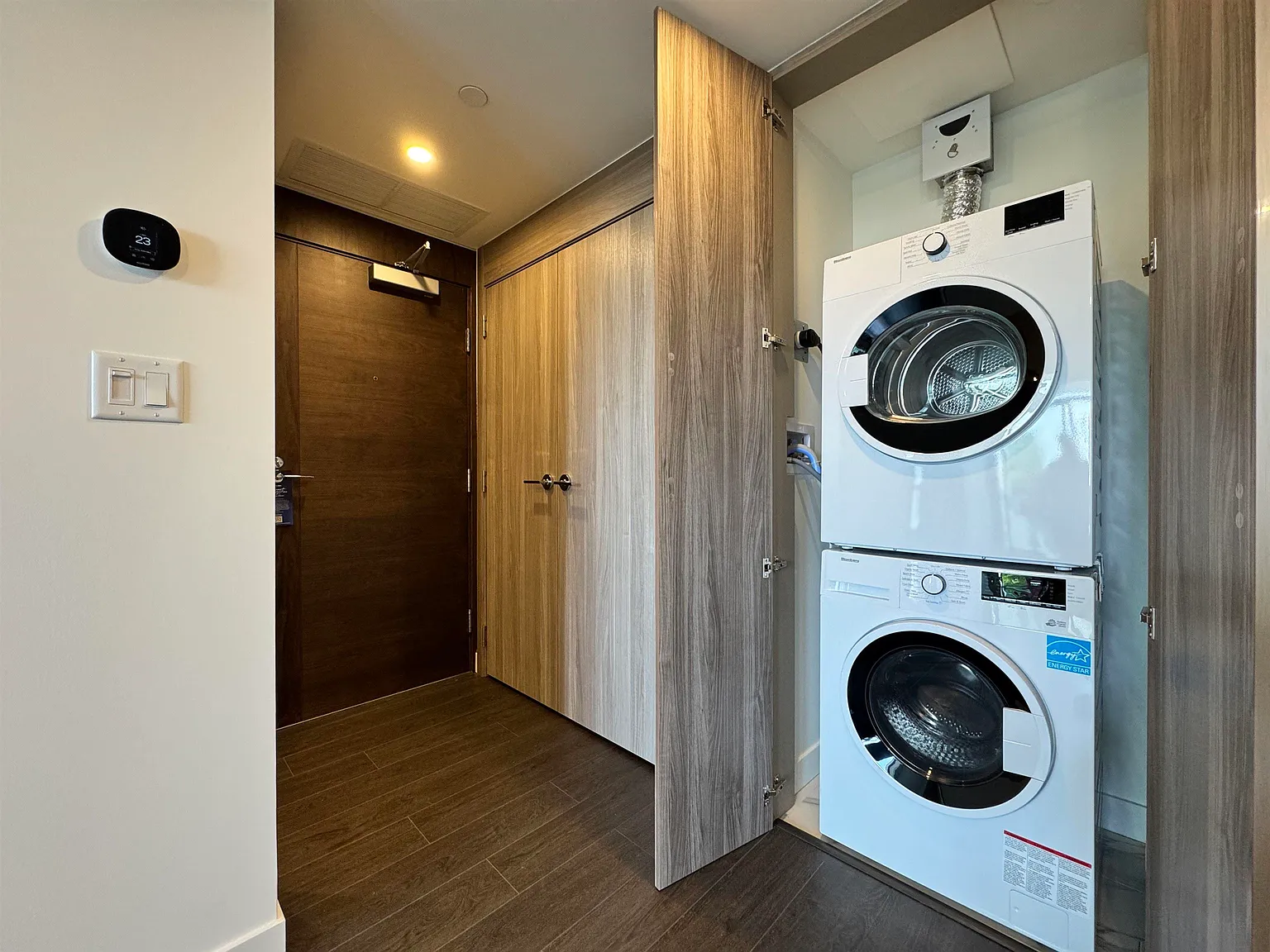 1 bed, 535 sqft, $1,800 — Photo 2