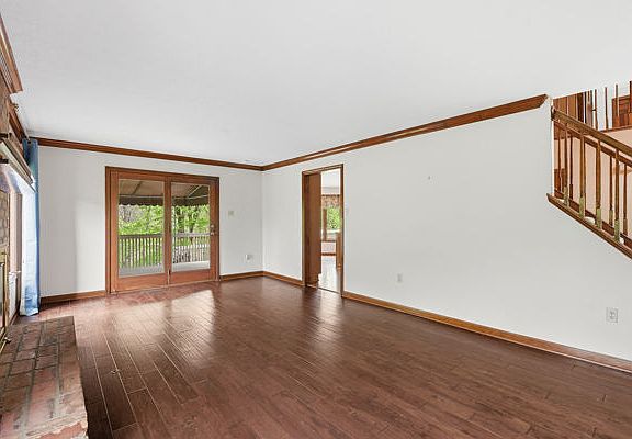 5th image of 2493 Elkridge Dr