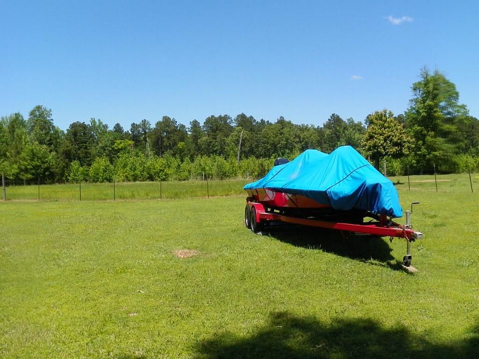 2nd image of 1216 Grant 213