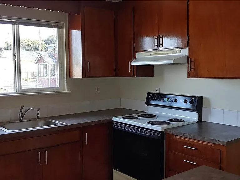 2119 Grand Ave #3 — Photo 4