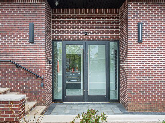 4th image of 459 Bloomfield Ave #309