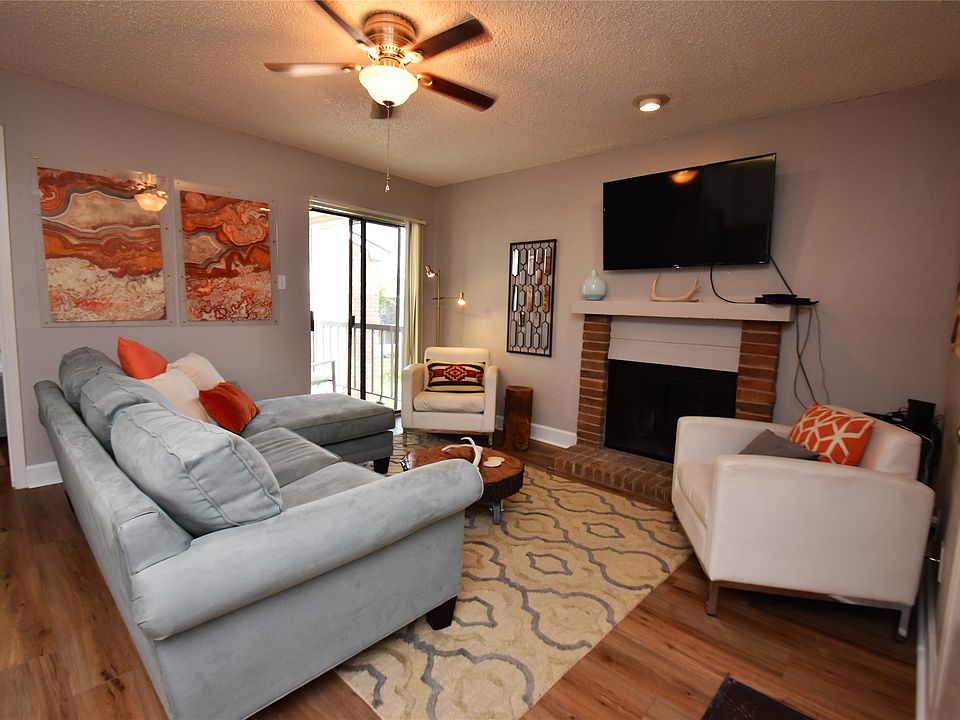 1st image of 1901 Holleman Dr W APT 406