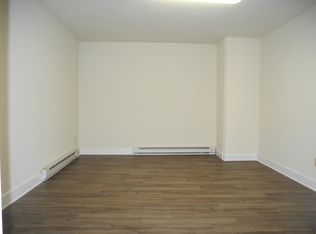 76 W Main St, Waynesboro, PA 17268