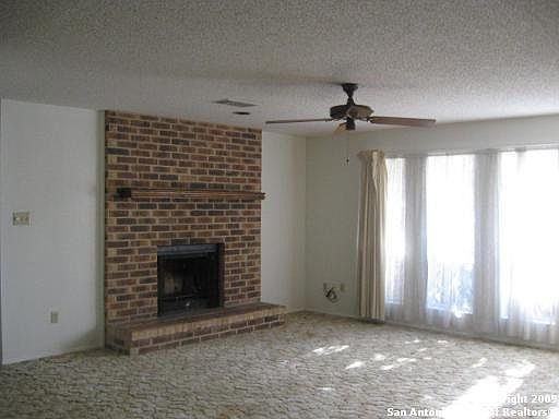 2nd image of 1331 Meadow Lark