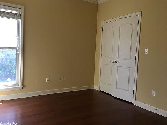 3rd image of 69 Wellington Colony Dr