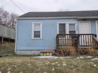 1280 Cleveland Ave, Dubuque, IA 52003