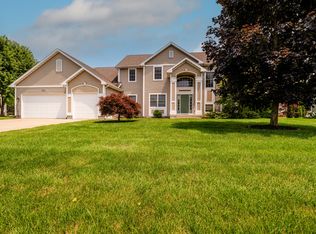 4181 S Royal Curv, Saint Joseph, MI 49085