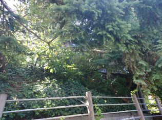 1423 Newport Way, Seattle, WA 98122