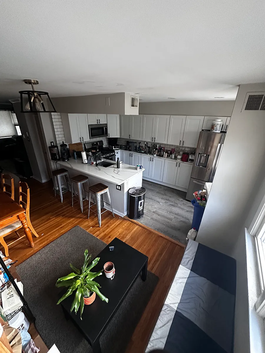Building Photo - 346 Krams Ave