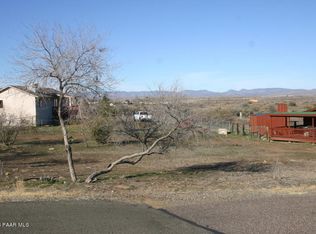 19692 E Stagecoach Trl, Mayer, AZ 86333