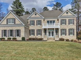 16330 Fox Creek Forest Dr, Moseley, VA 23120
