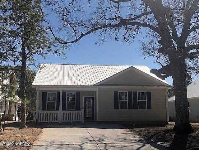 1st image of 705 W Oak Island