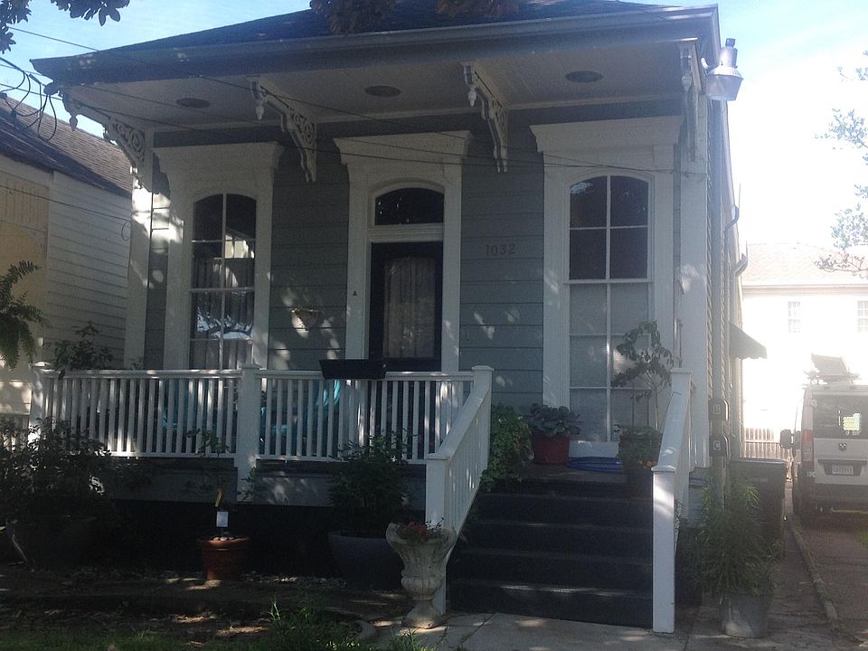 1st image of 1032 Marengo St APT C