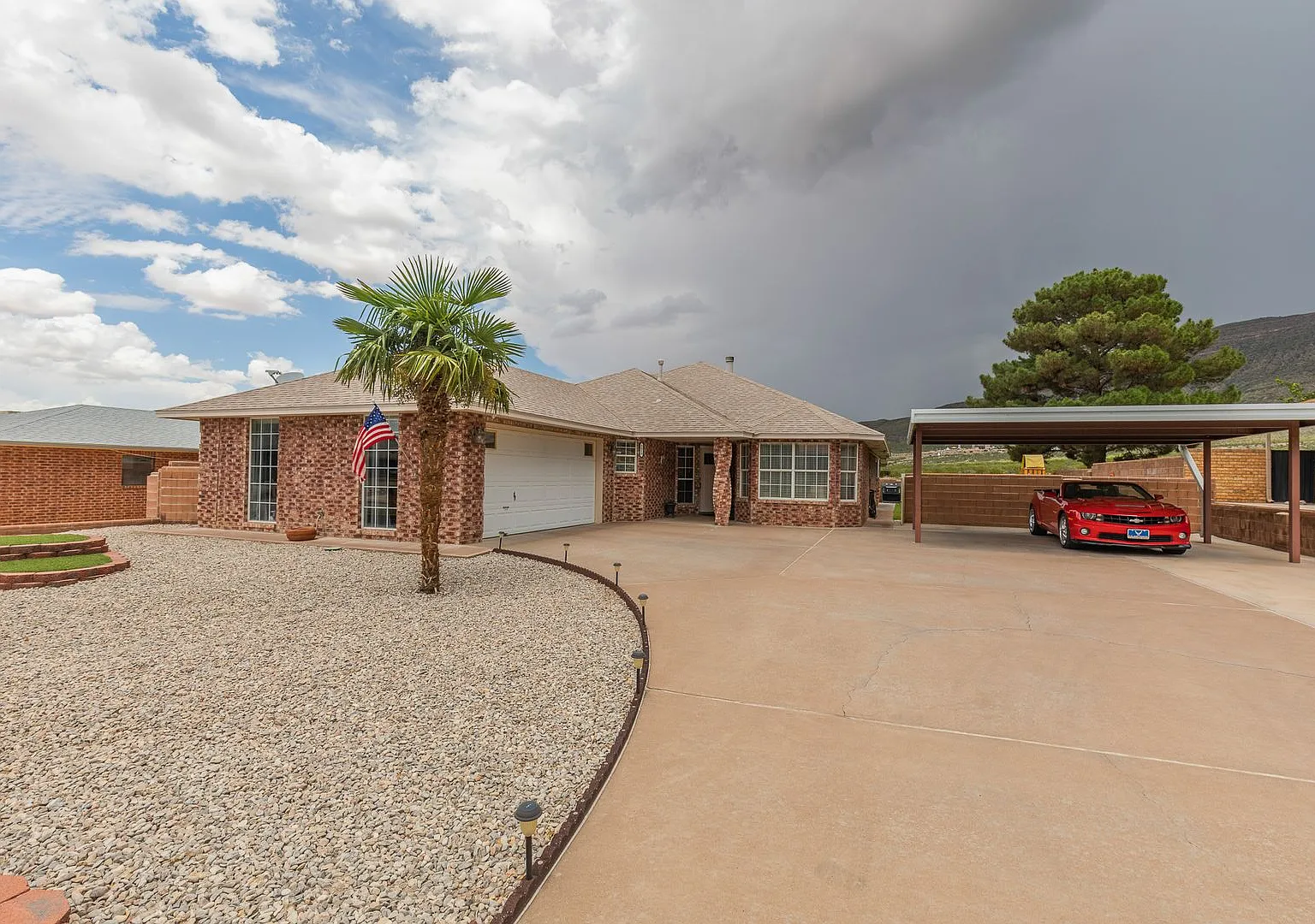3 bed 2 bath beautiful home! — Photo 1