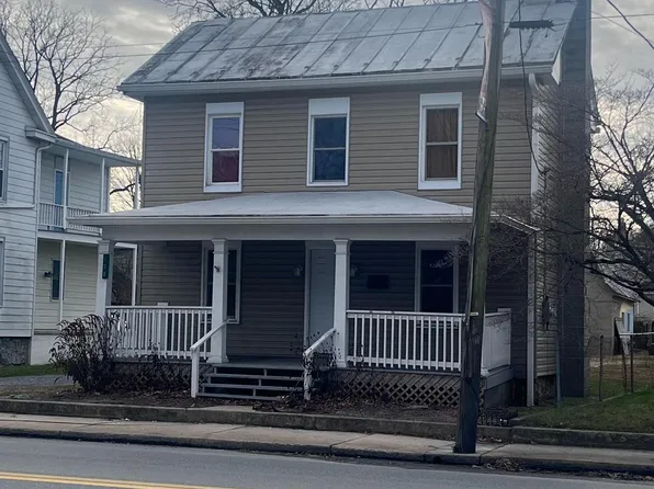 108 S Fayette St, Shippensburg, PA 17257